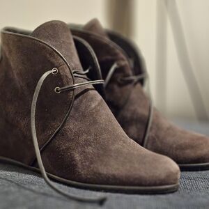 Stuart Weitzman Kalahari Gray Suede Booties Lace Up Size 9